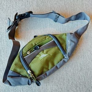 High Sierra NEW fanny (or crossbody belt) pack